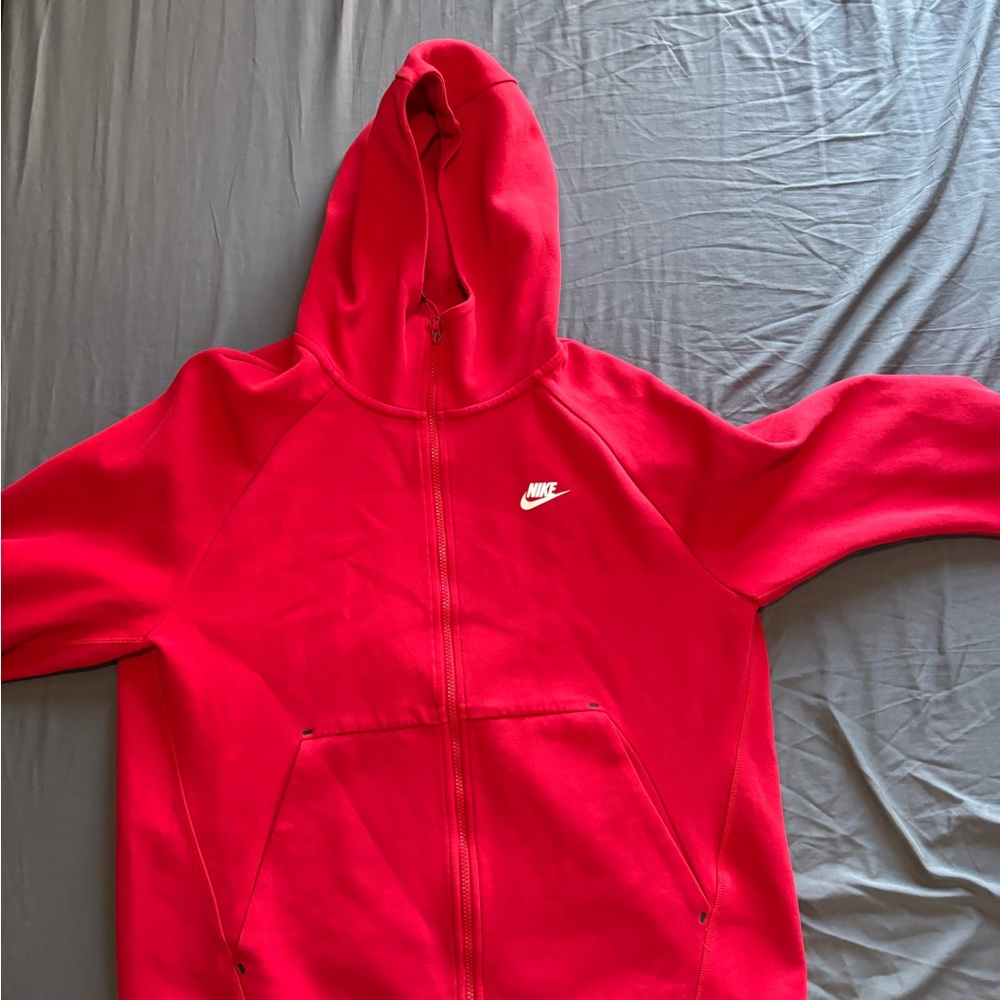 Red Nike Tech - image 1